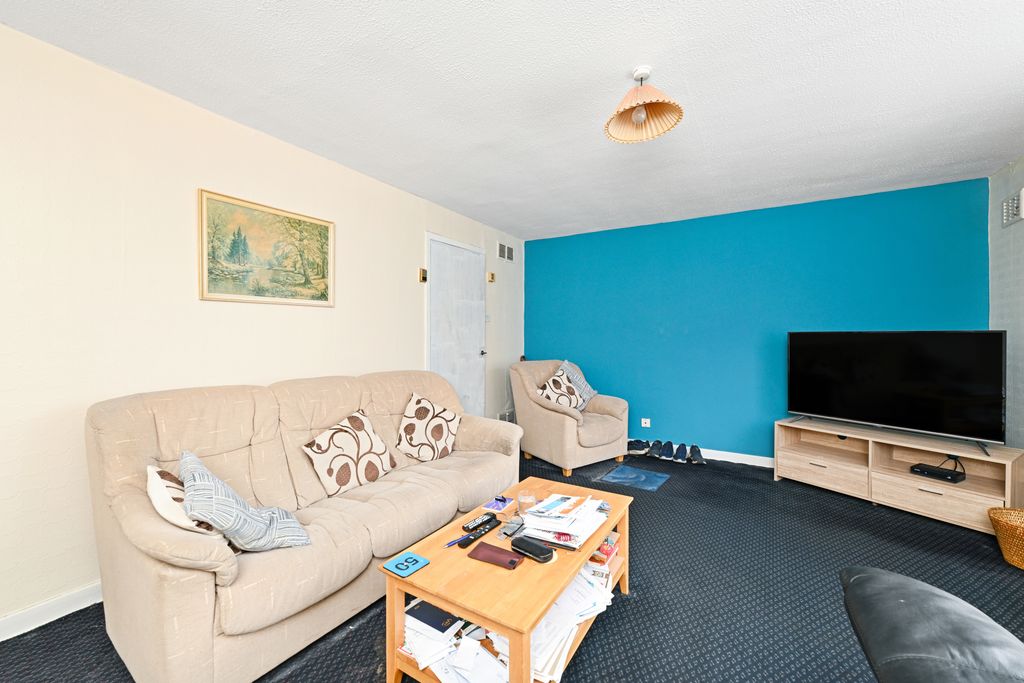 Property photo 3 of 9 Property Image 4