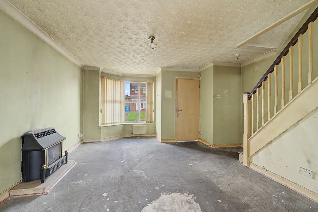 Property photo 3 of 15