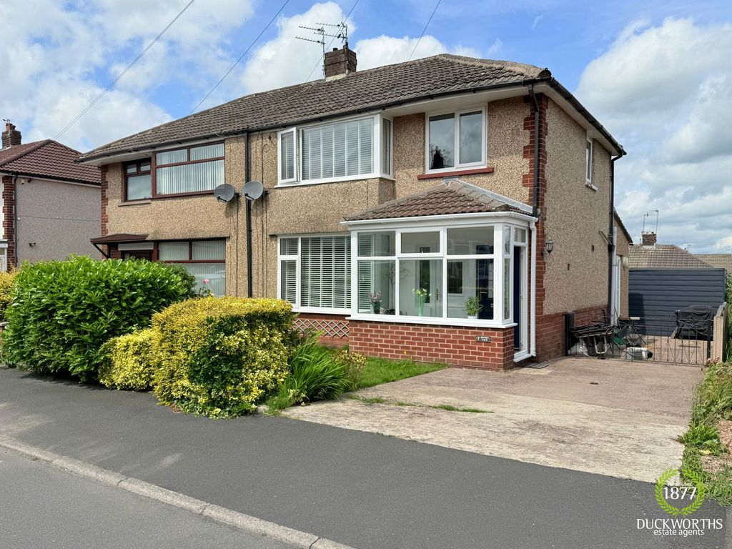 Property photo 1 of 30