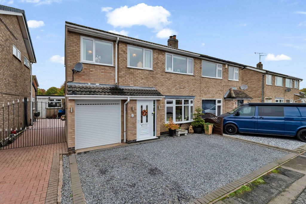 Property photo 1 of 30