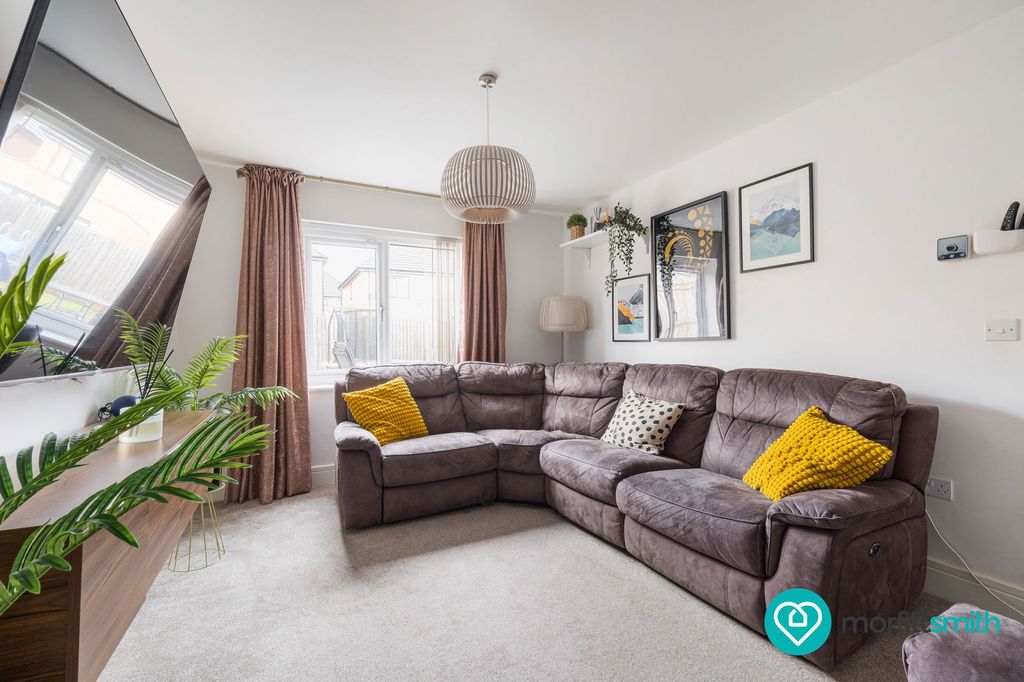 Property photo 3 of 22