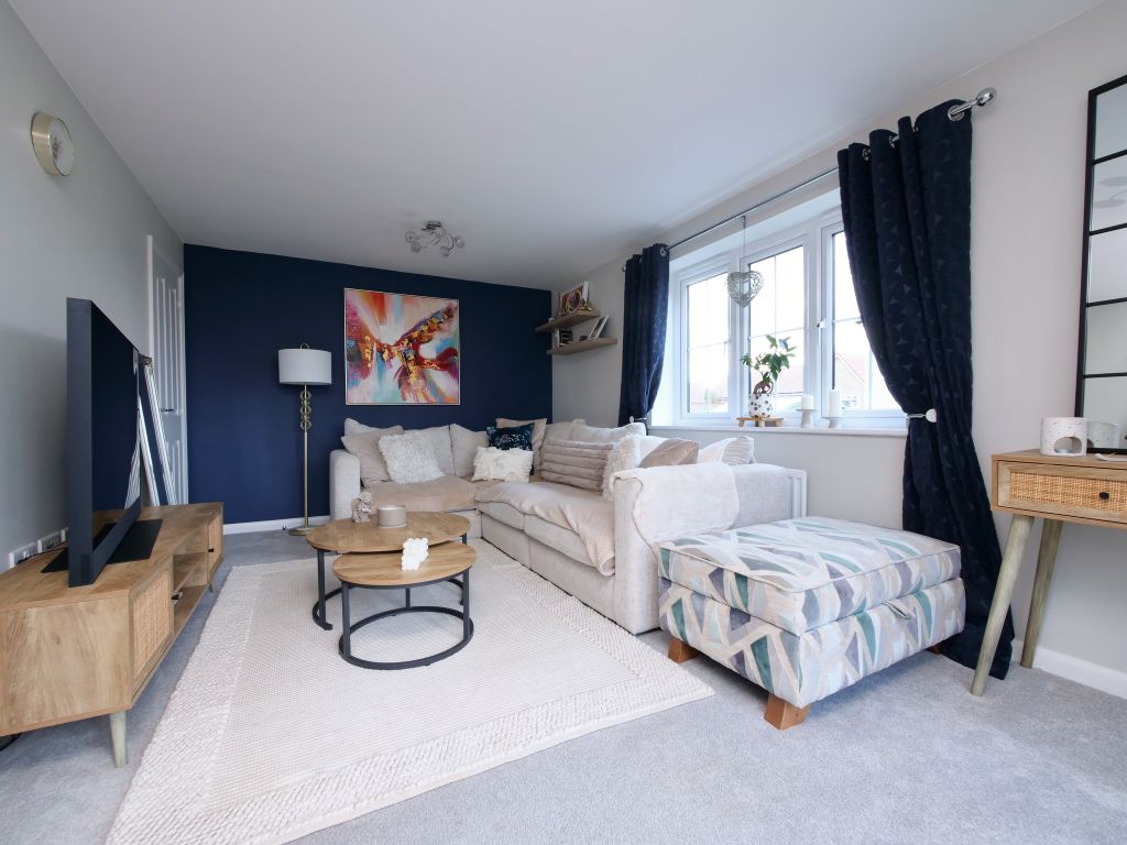 Property photo 3 of 21