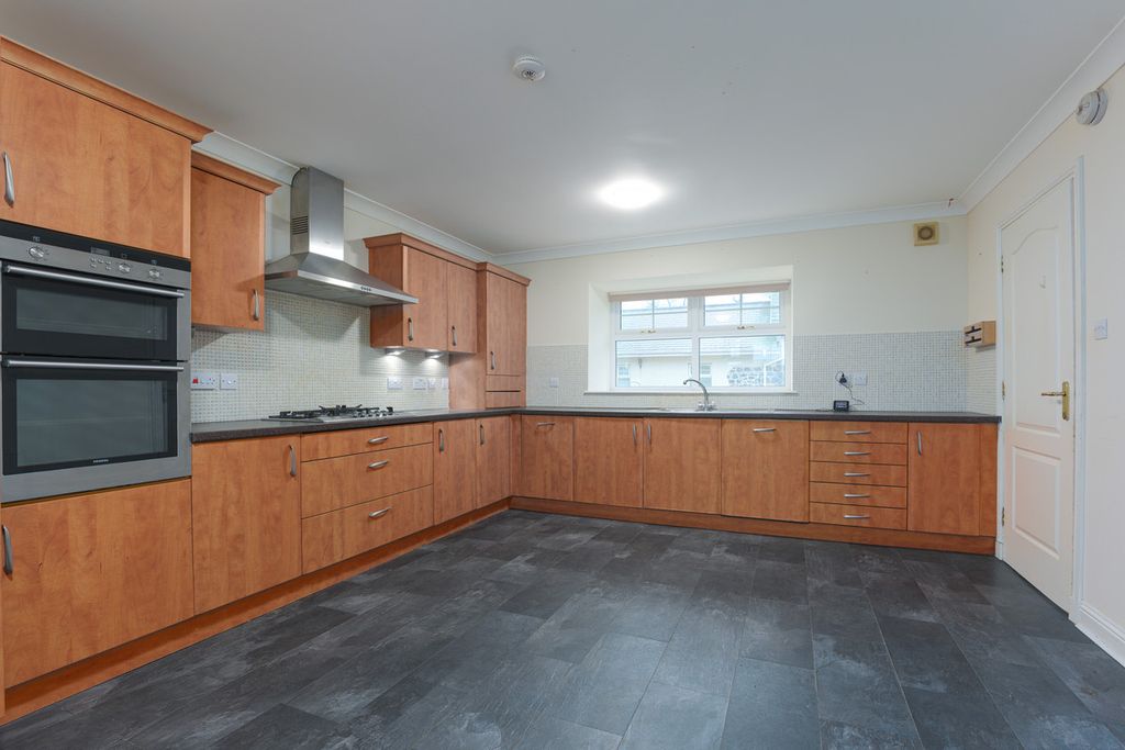 Additional image 5 of 4 bed terraced house for saleBarlosh Court, Cumnock KA18