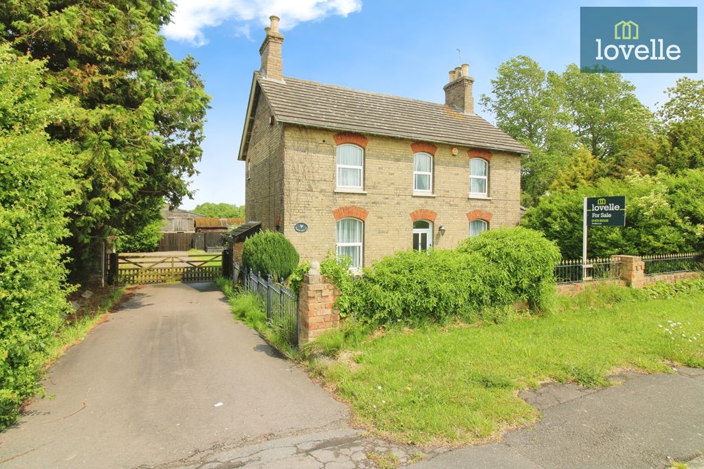 Property photo 1 of 31