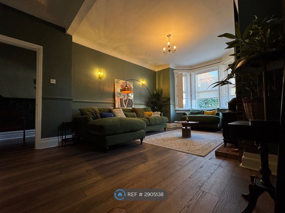 Property photo 1 of 35