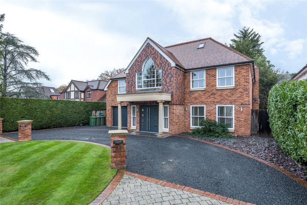 Property photo 3 of 44 Picture No. 01