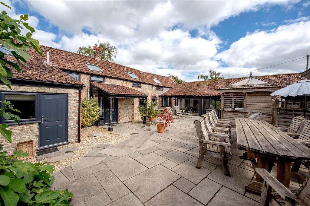 Property photo 1 of 31 Image07.Jpg