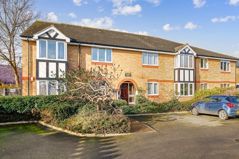 Property photo 1 of 15 Ivy Gate