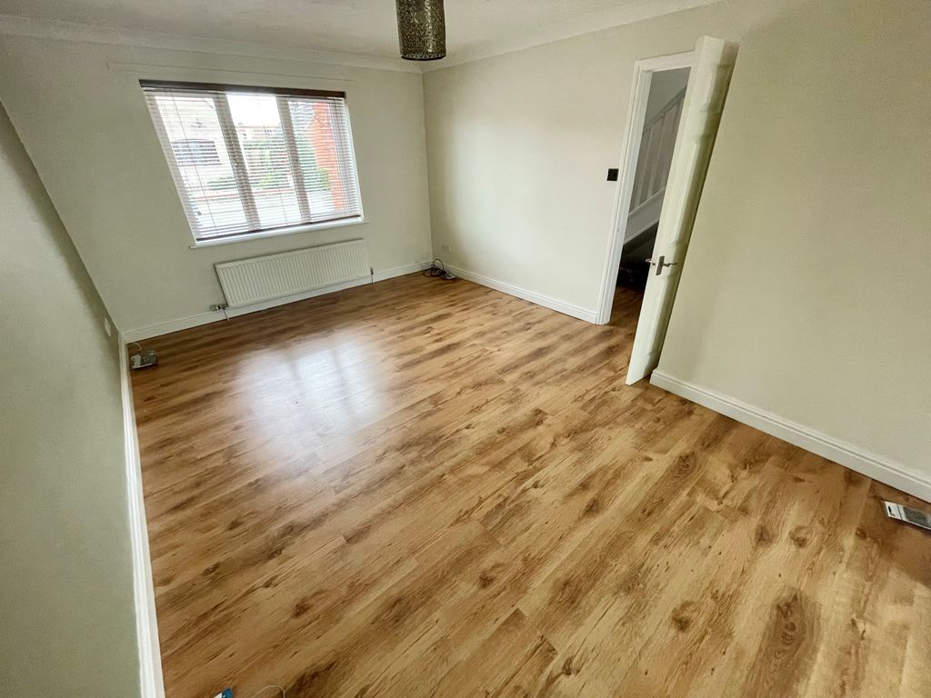 Property photo 3 of 12 View