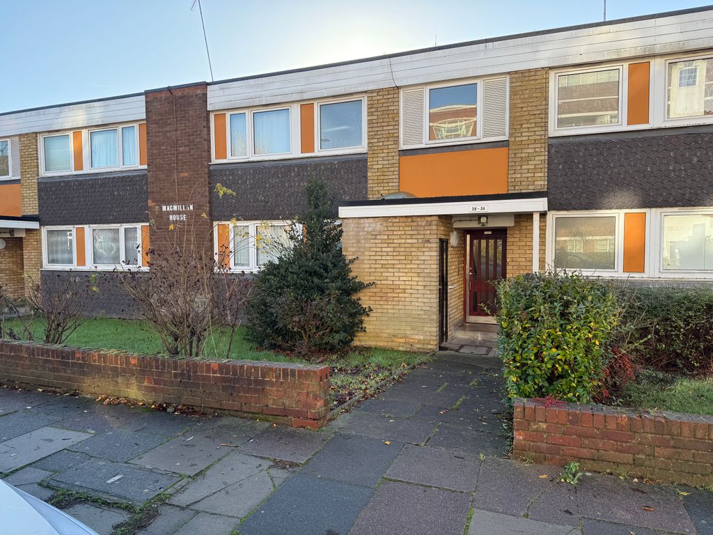 Property photo 1 of 11