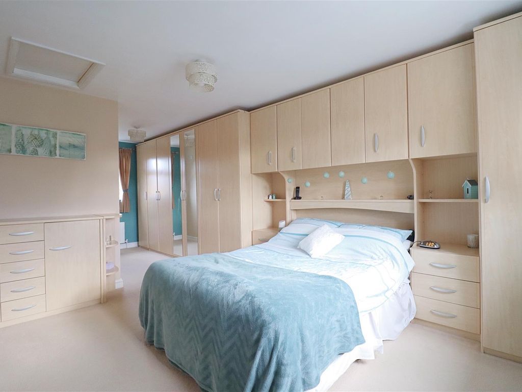 Property photo 2 of 14 Bedroom 1