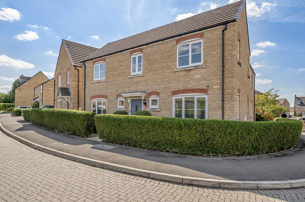 Property photo 1 of 25 1343655368A87380797B5