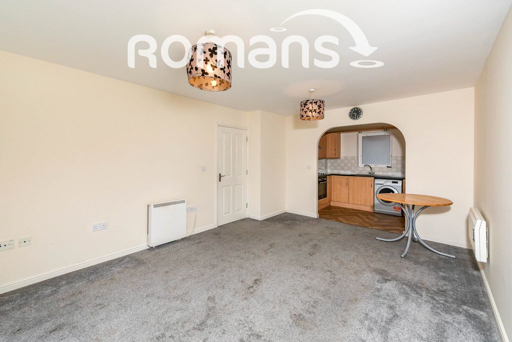 Property photo 2 of 11 Property Image