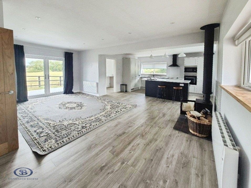 Property photo 3 of 14 Pbox-Img.Jpg
