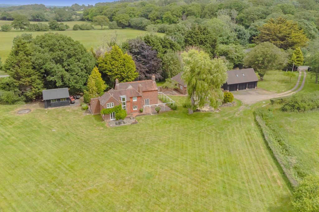 Property photo 1 of 37