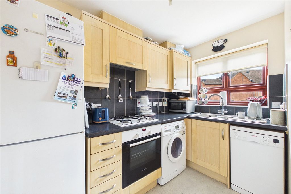 Property photo 3 of 13 Kitchen