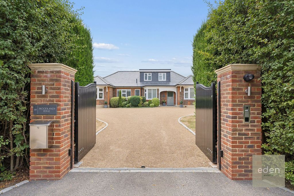 Property photo 3 of 37