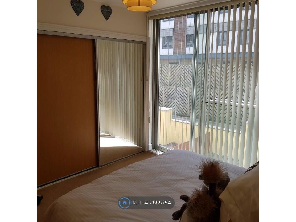 Property photo 2 of 8