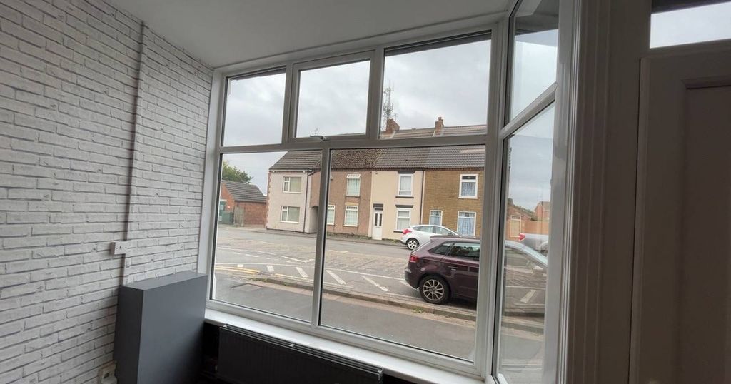Property photo 3 of 4