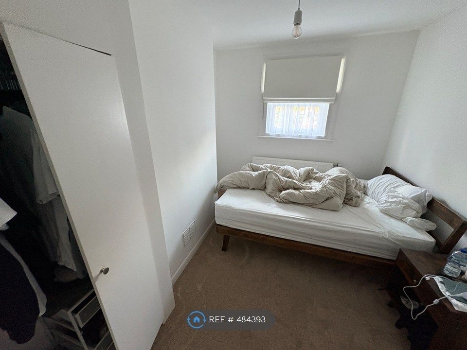 Property photo 1 of 4