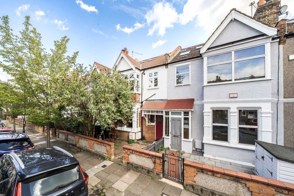 Property photo 1 of 7