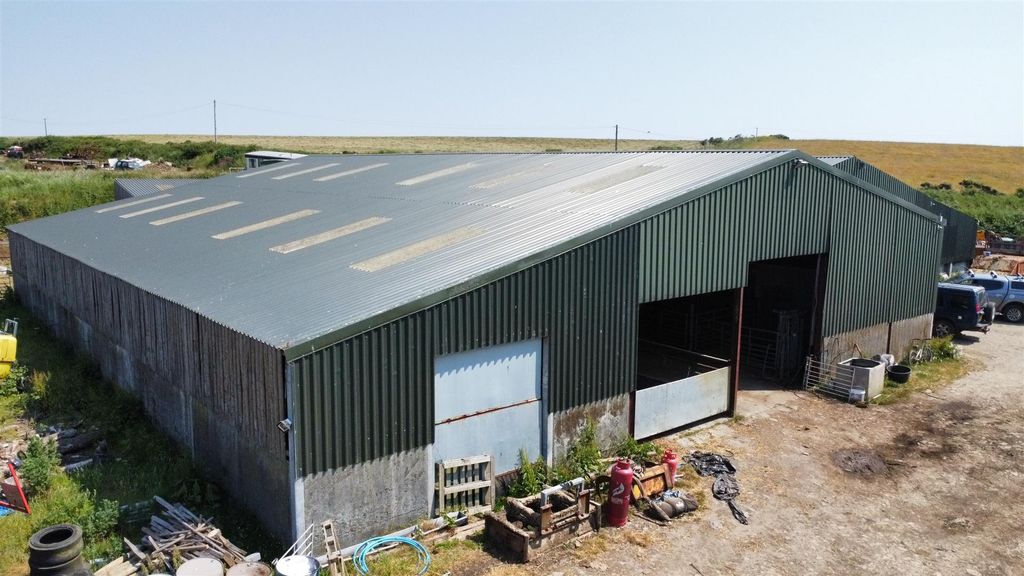 Property photo 3 of 61 Livestock Shed