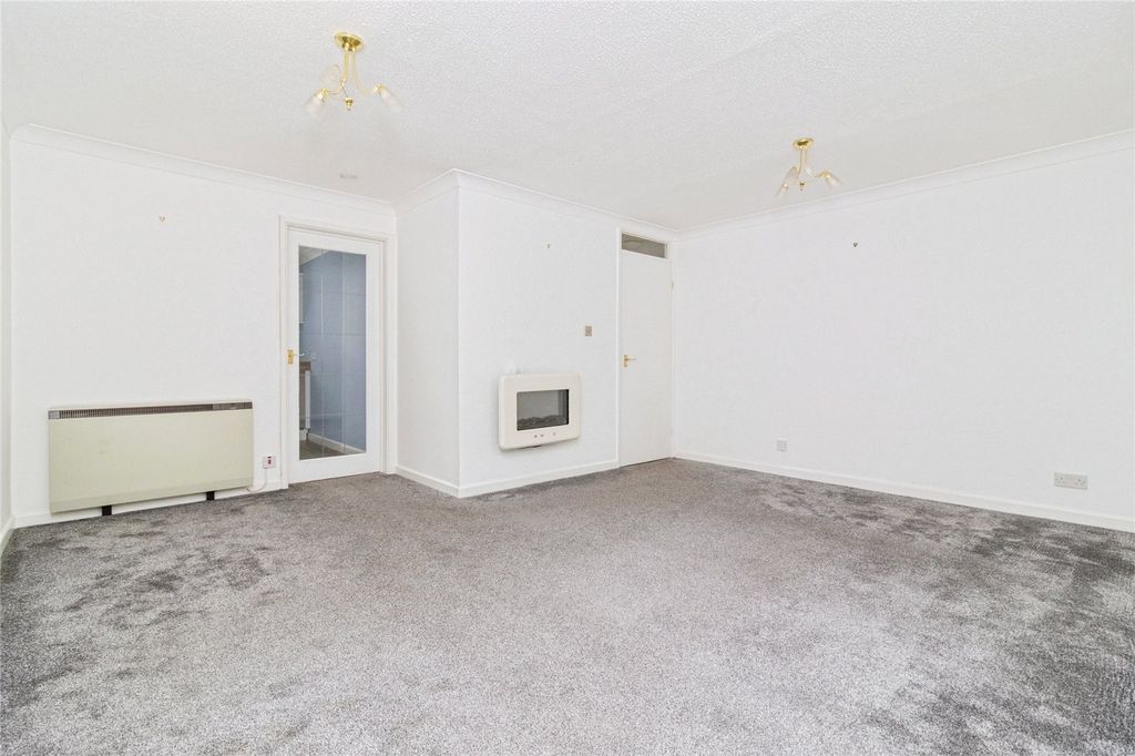 Additional image 11 of 2 bed flat for saleEast Cliff Road, Dawlish, Devon EX7