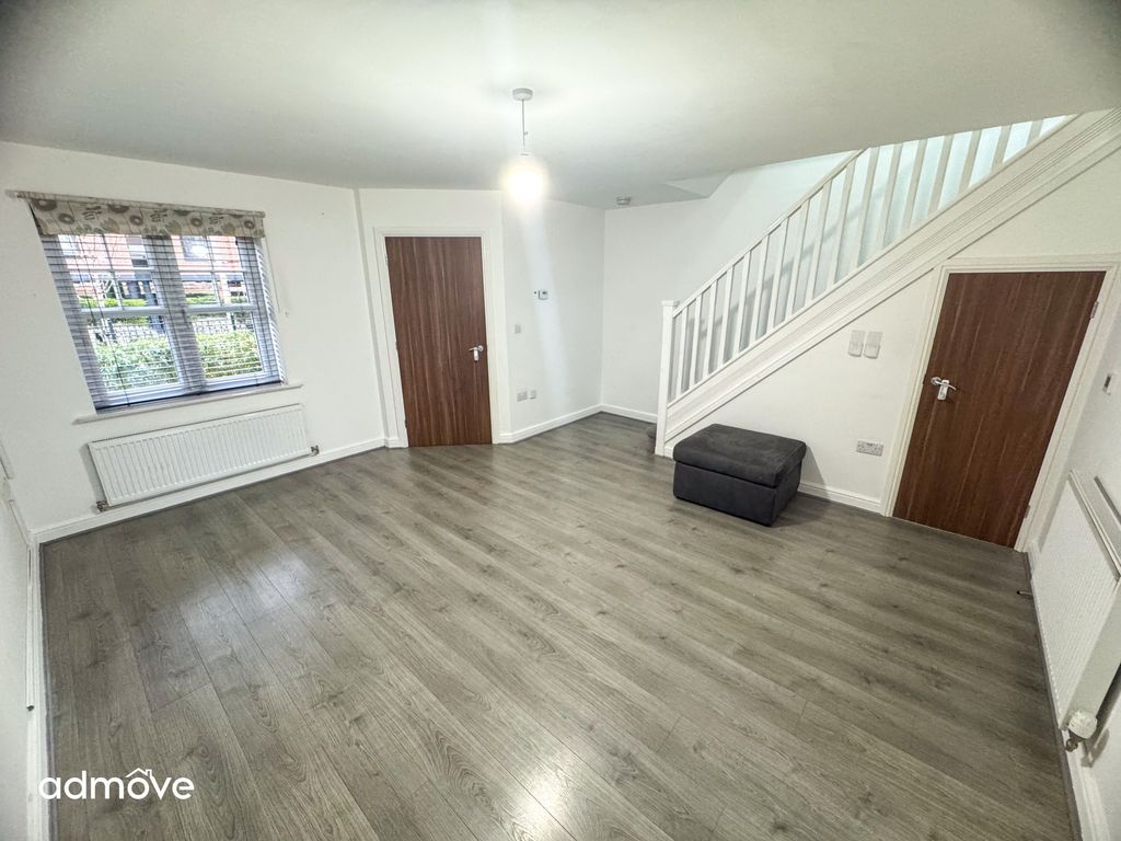 Property photo 3 of 18 Photo 6