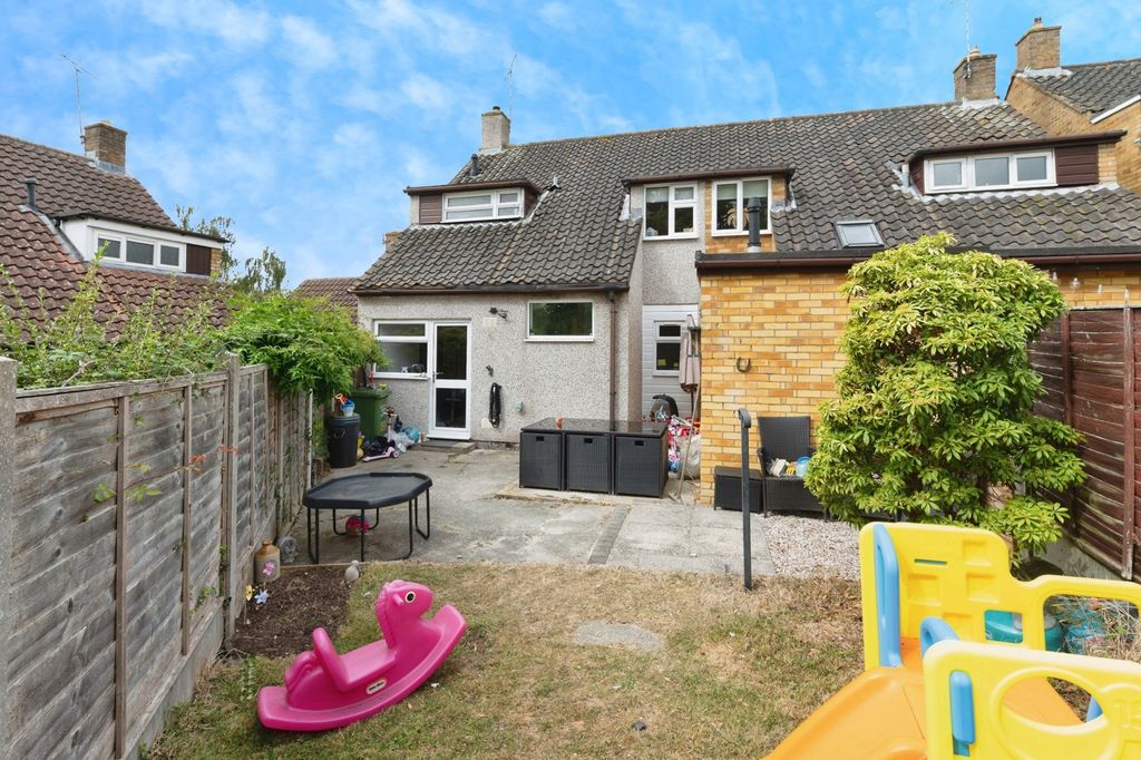 Property photo 3 of 16 Rear