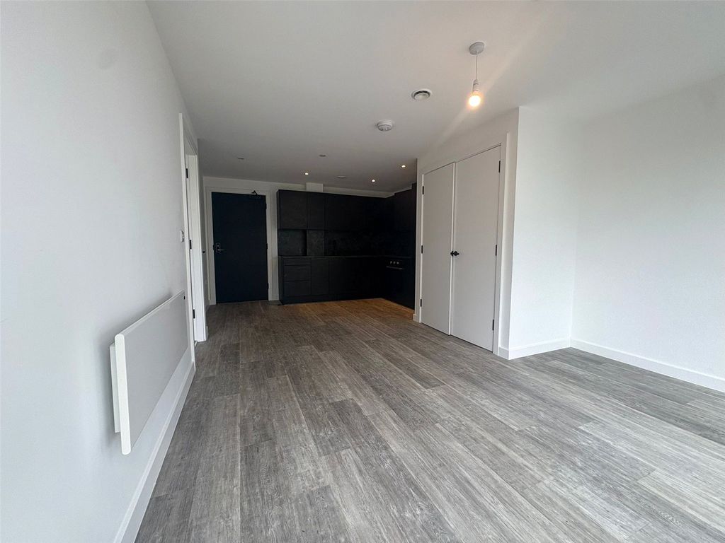 Property photo 3 of 7 Picture No. 05