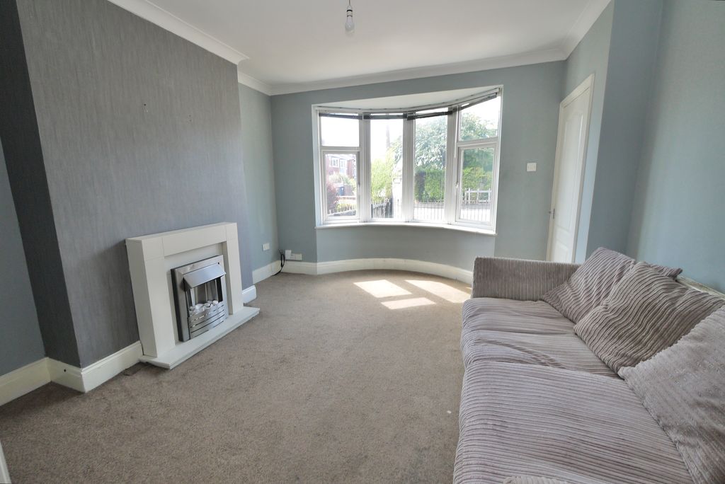 Property photo 2 of 13 2