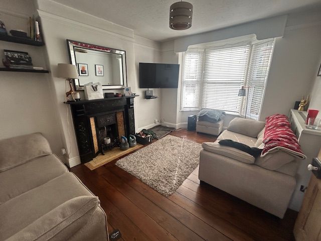 Property photo 3 of 9 Living Room