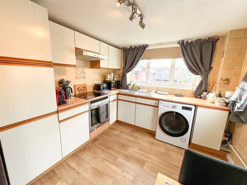 Property photo 3 of 9 Picture No. 09