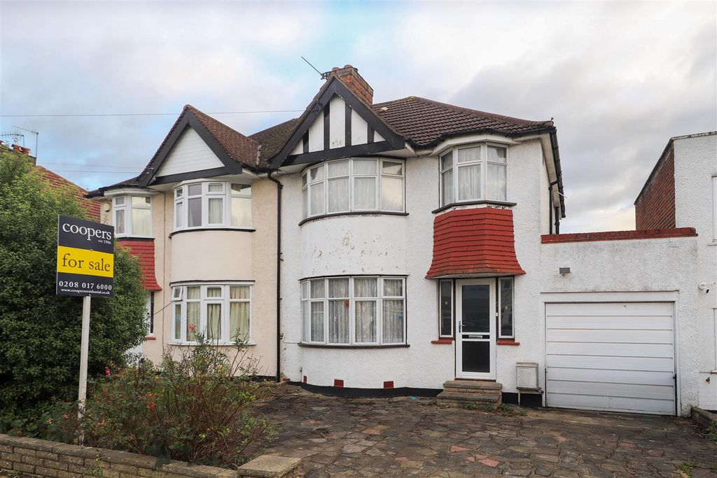 Property photo 1 of 9 Welbeck Avenue