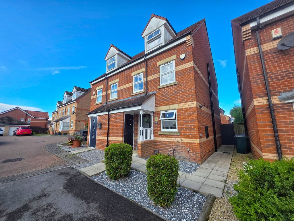 Property photo 1 of 25