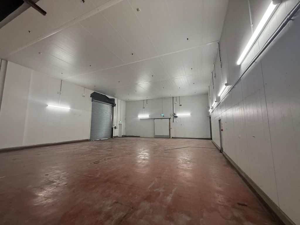 Property photo 3 of 4
