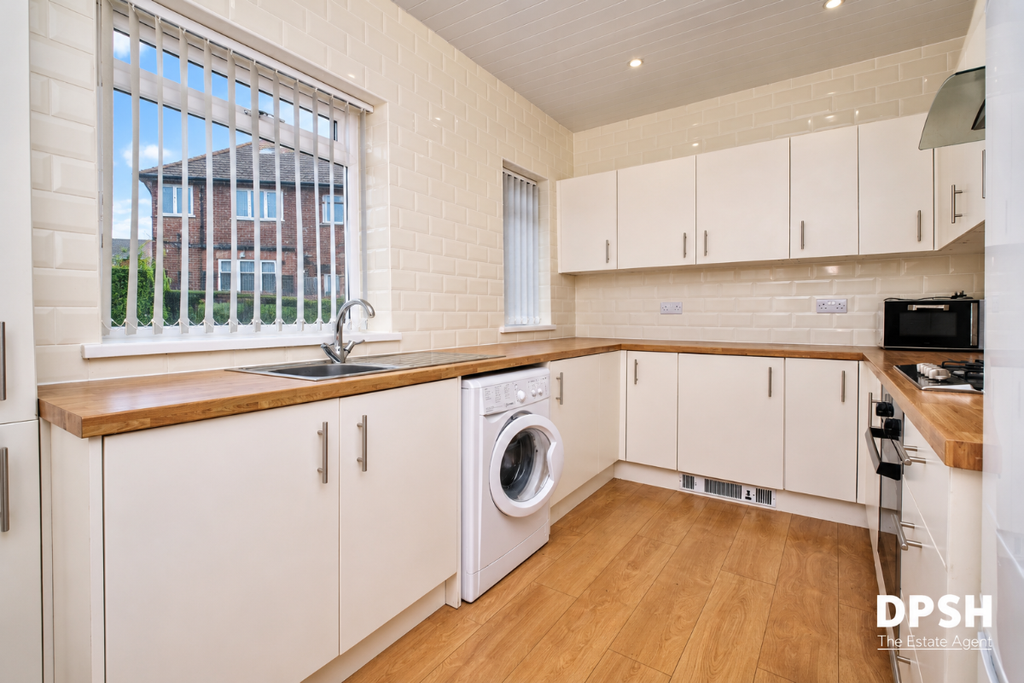 Property photo 2 of 24