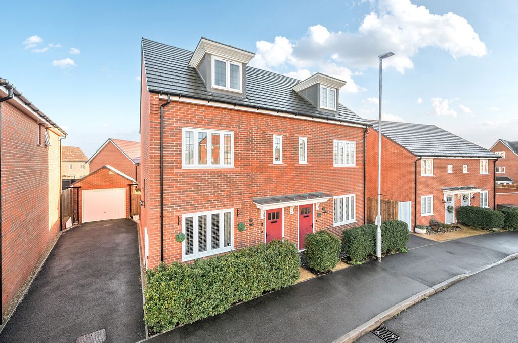 Property photo 1 of 22 1400106-1-696A095...