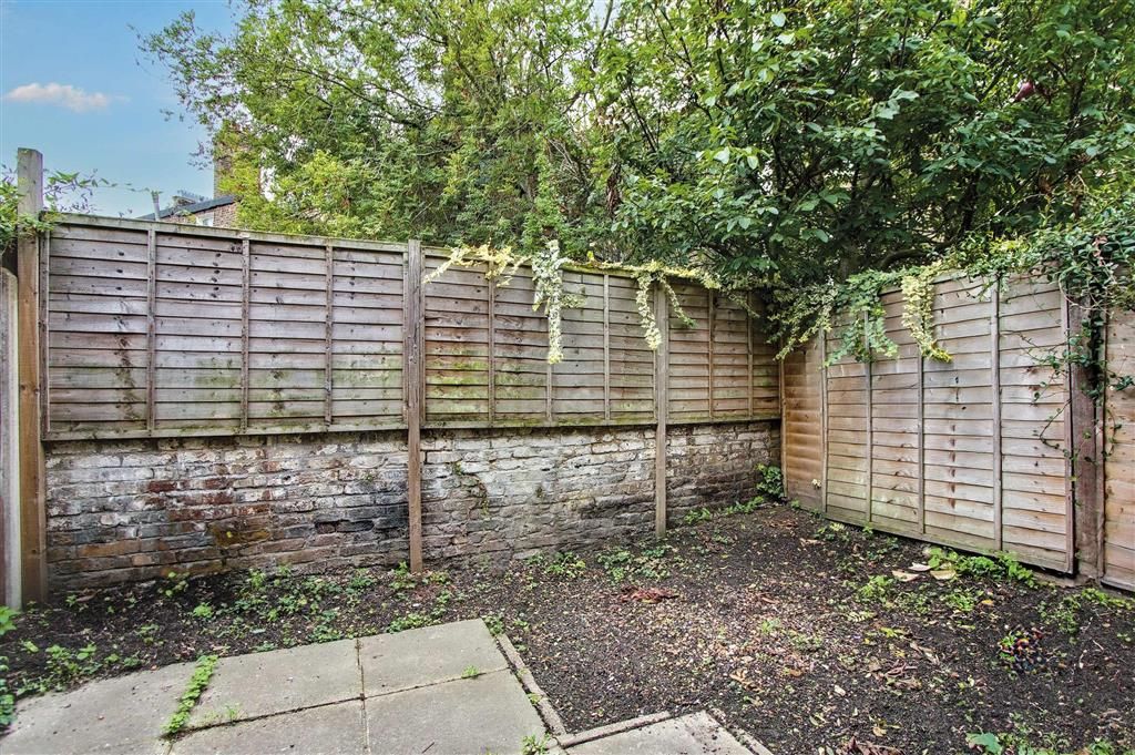 Property photo 2 of 5