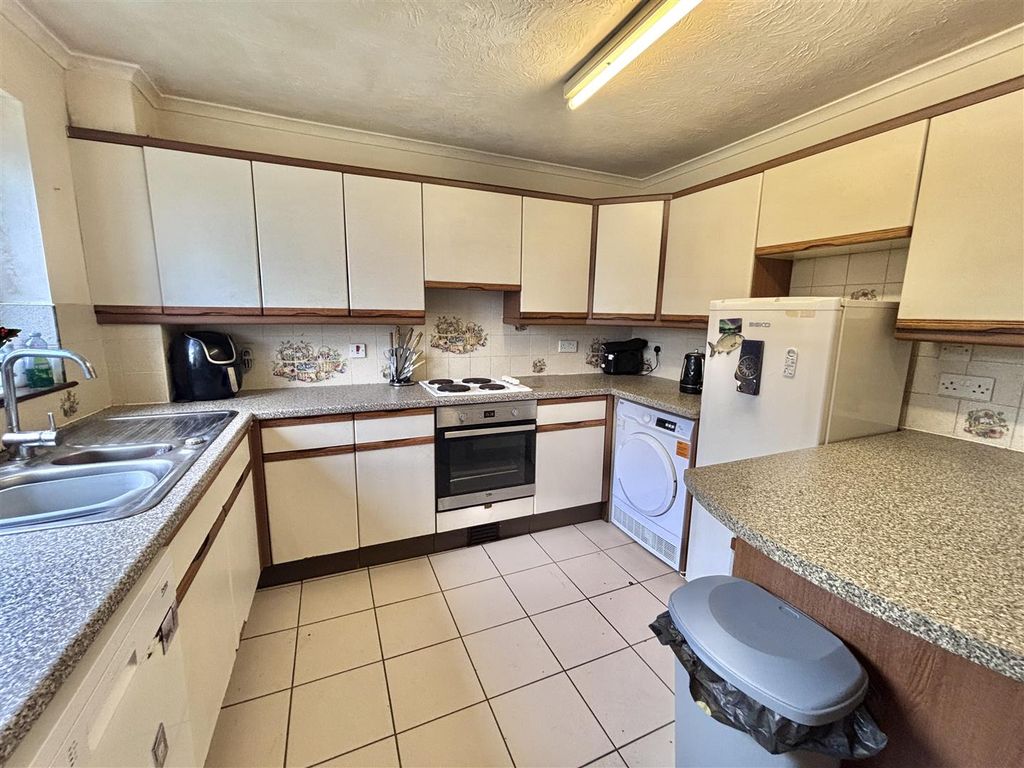 Property photo 2 of 16 Img_8846.Jpg