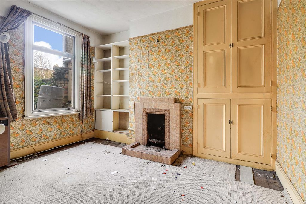 Property photo 2 of 17 Img (1).Jpg