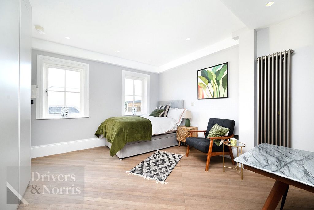 Property photo 1 of 13 Picture No. 10