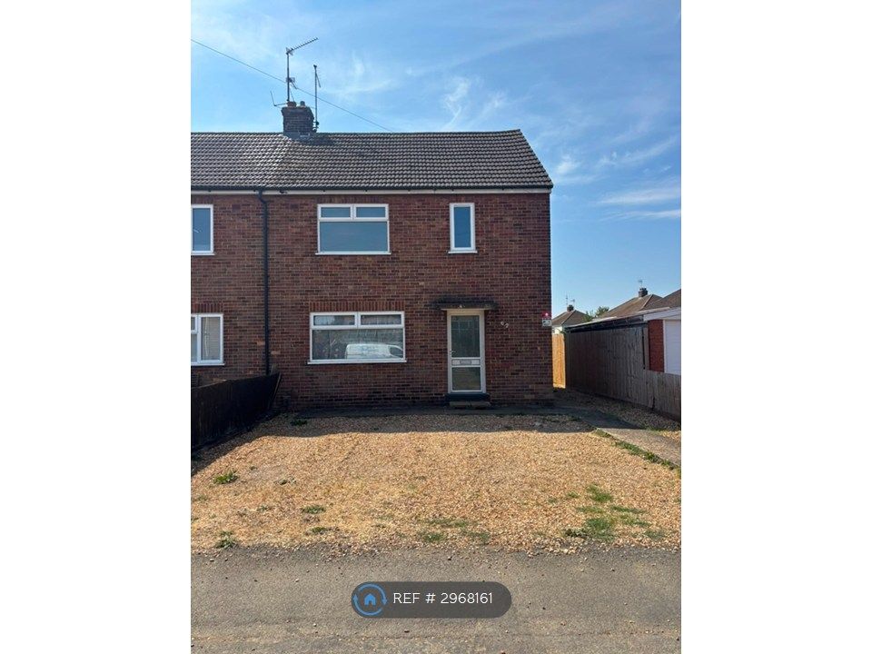 3 bed semi-detached house to rentLawson Avenue, Peterborough PE2