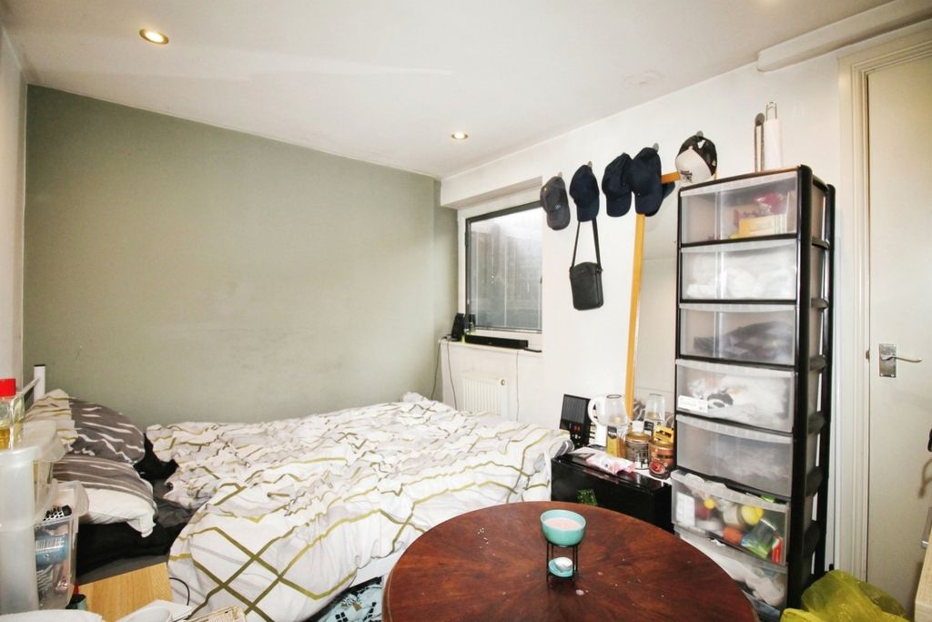 Property photo 3 of 9 Picture No. 21