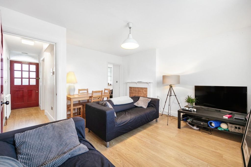 Property photo 2 of 8 07665_00334698.Jpg