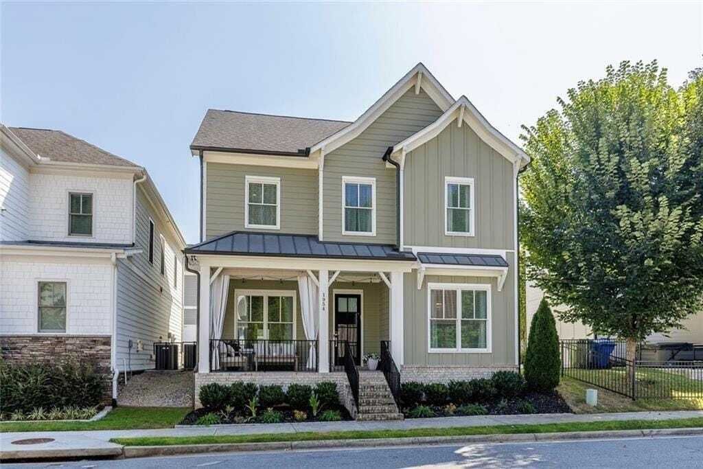 Property photo 1 of 31