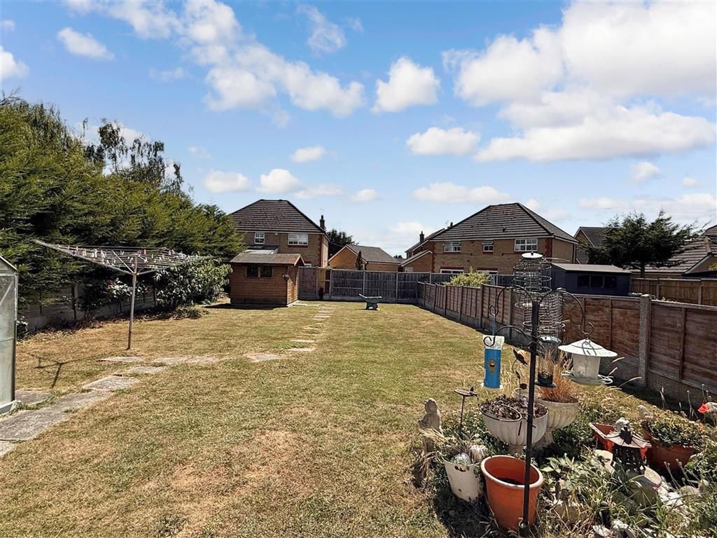 Property photo 2 of 3 Garden