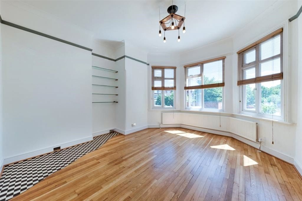 Property photo 1 of 12 Picture No. 02