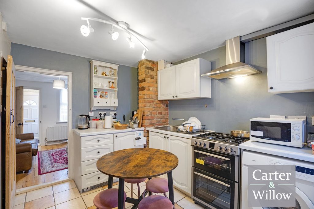 Property photo 3 of 15