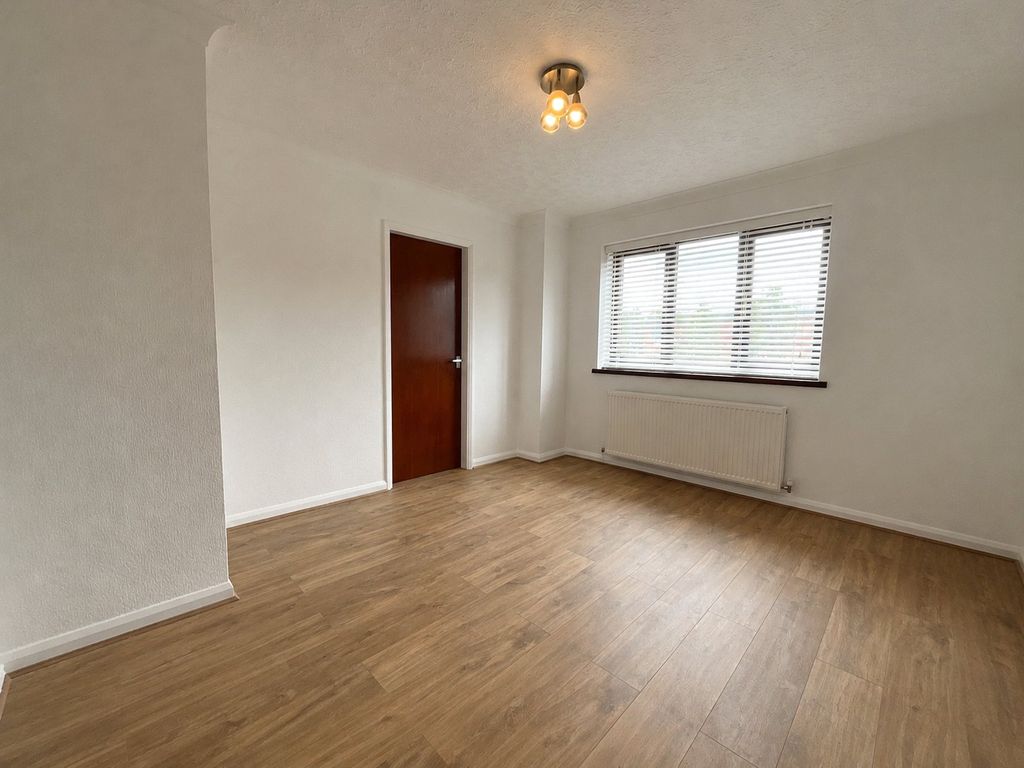 Property photo 3 of 8 Picture No. 02